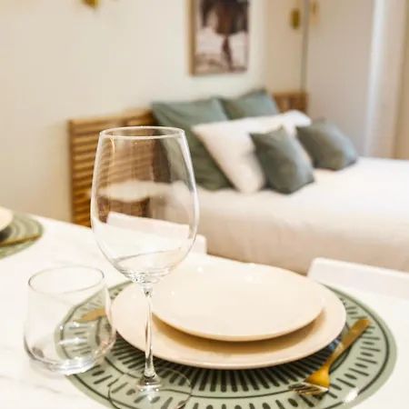 Daire Studio Menton Vue Mer Proche Plage Et Gare Menton