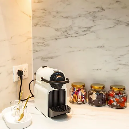 Studio Menton Vue Mer Proche Plage Et Gare *