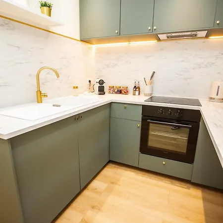 Studio Menton Vue Mer Proche Plage Et Gare Menton