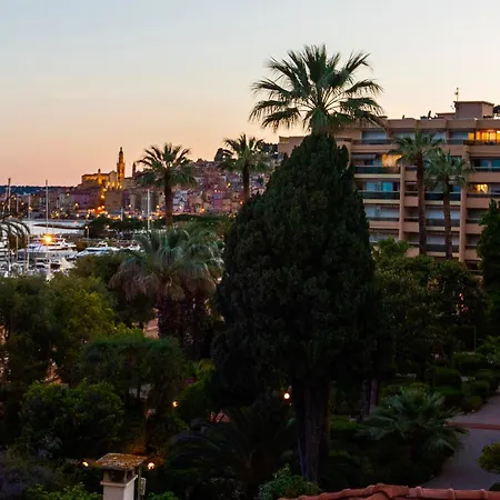Studio Menton Vue Mer Proche Plage Et Gare Menton