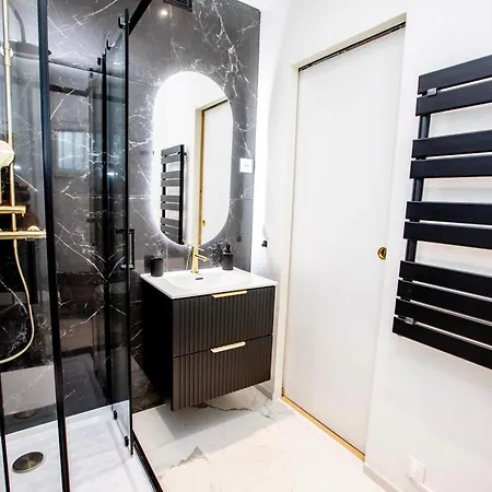 Studio Menton Vue Mer Proche Plage Et Gare