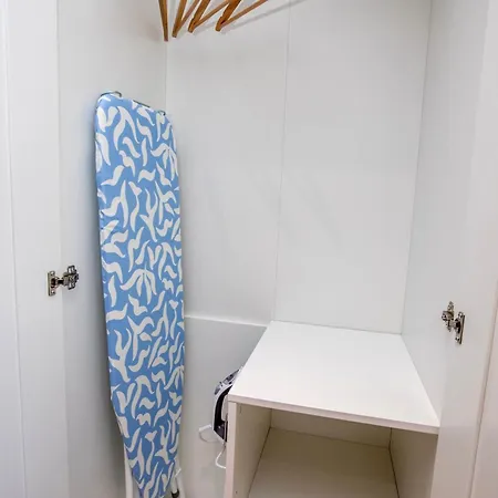 Evasion Menton vue mer proche plage et gare Appartement Menton