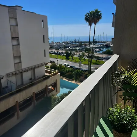 Апартаменти Studio Menton Vue Mer Proche Plage Et Gare Мантон