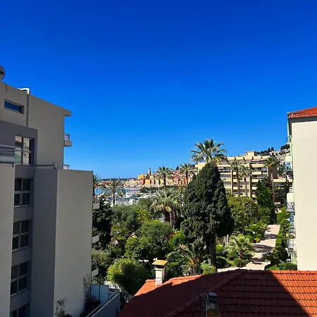 Appartement Evasion Menton vue mer proche plage et gare Menton