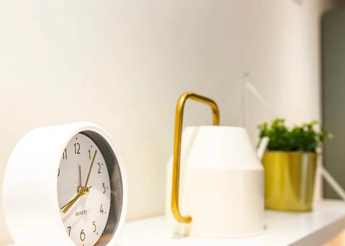 Apartment Vue Proche Et Gare Menton