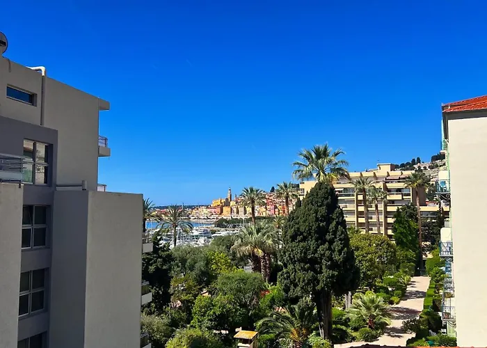 Apartment Vue Proche Et Gare Menton